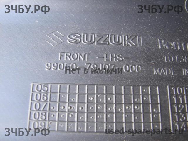 Suzuki SX4 (1) Молдинг двери