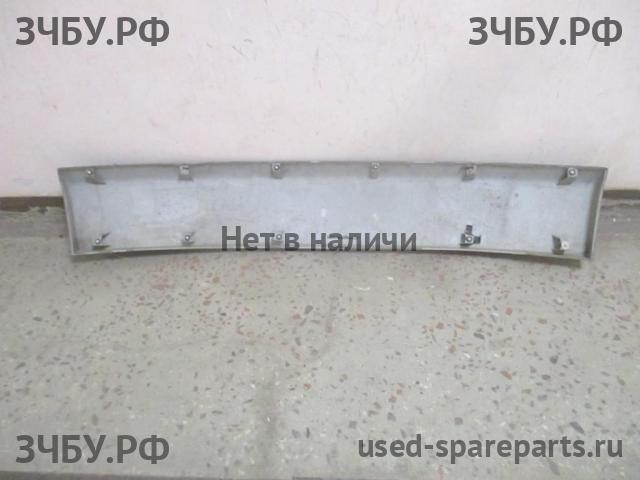 Mitsubishi Pajero/Montero Sport 2 (KH) Накладка на дверь багажника