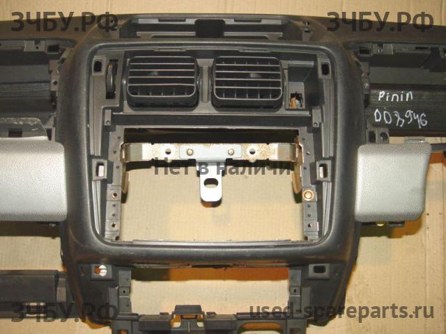Mitsubishi Pajero Pinin (H60) Торпедо