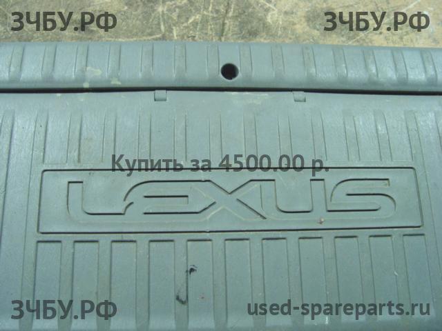 Lexus LX (1) 470 Обшивка двери багажника