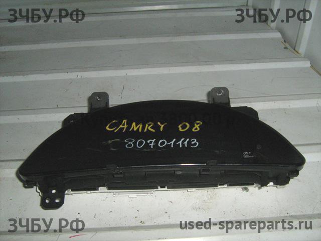 Toyota Camry 6 (V40) Панель приборов