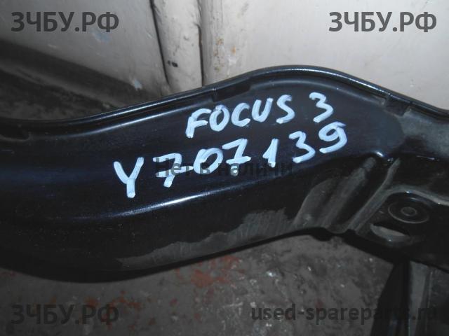 Ford Focus 3 Панель передняя (телевизор)