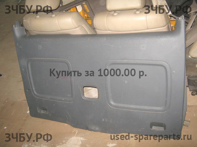 Mercedes Vito (639) Обшивка крышки багажника