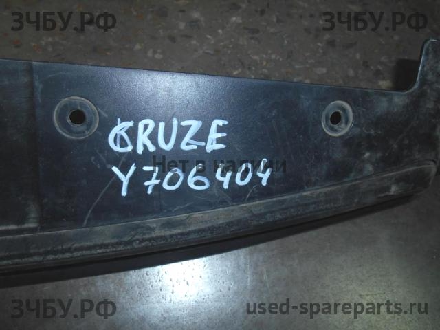 Chevrolet Cruze 1 Решетка радиатора