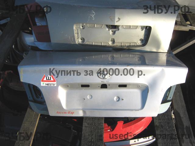 Toyota Avensis 1 Крышка багажника