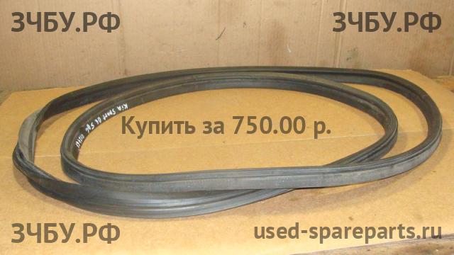 KIA Sportage 2 Уплотнитель двери