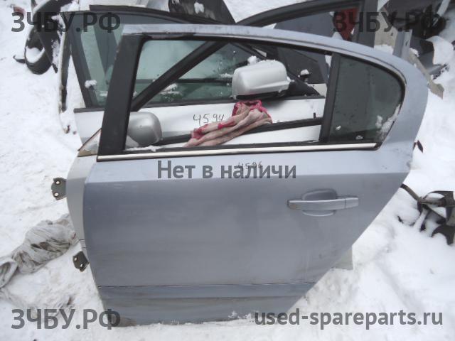 Opel Astra H Дверь задняя левая