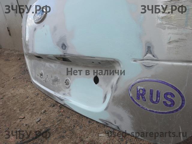 Ford Fusion Дверь багажника