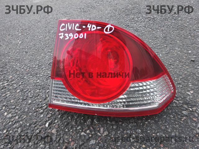 Honda Civic 8 (4D) Фонарь правый