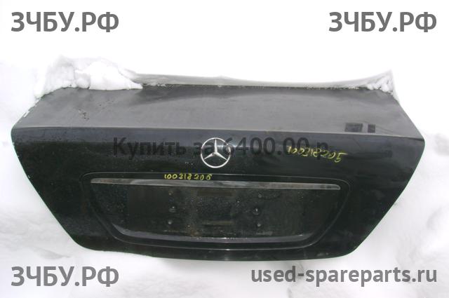 Mercedes W220 S-klasse Крышка багажника