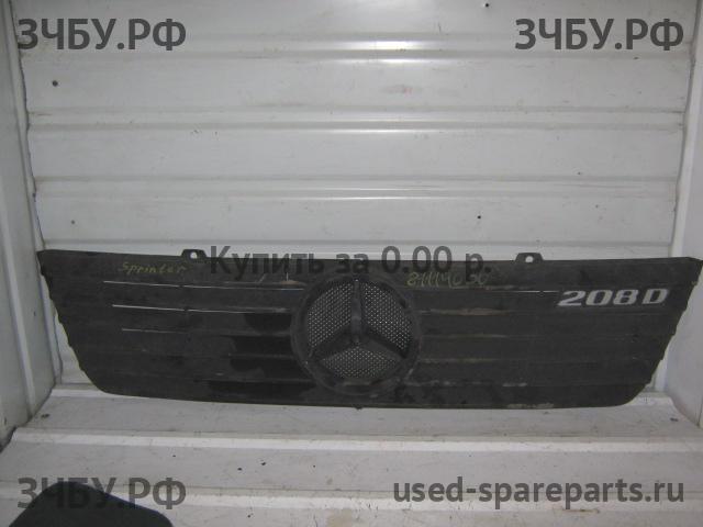 Mercedes Sprinter Решетка радиатора