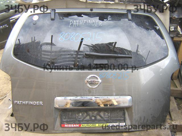 Nissan Pathfinder 2 (R51) Дверь багажника со стеклом