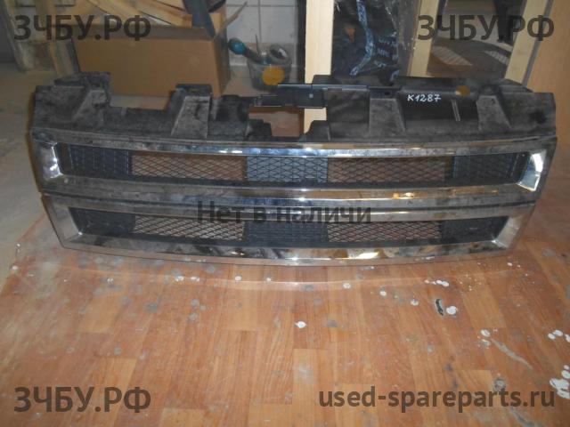Mitsubishi Pajero/Montero 4 Решетка радиатора
