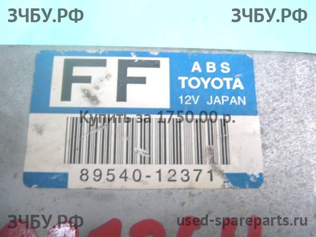 Toyota Corolla (E11) Блок управления ABS