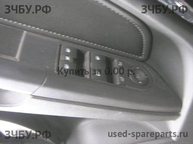 Opel Astra H Кнопка стеклоподъемника передняя левая (блок)