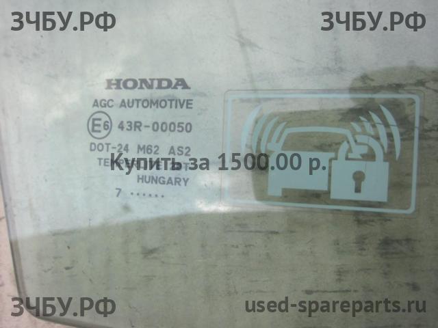 Honda CR-V 3 Стекло двери передней правой