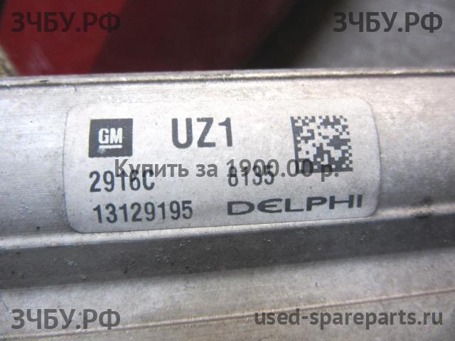 Opel Astra H Радиатор кондиционера