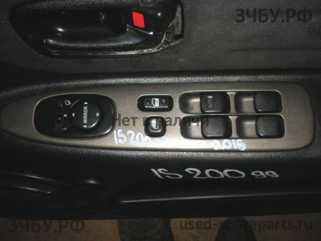 Lexus IS (1) 200/300 Кнопка стеклоподъемника передняя левая (блок)