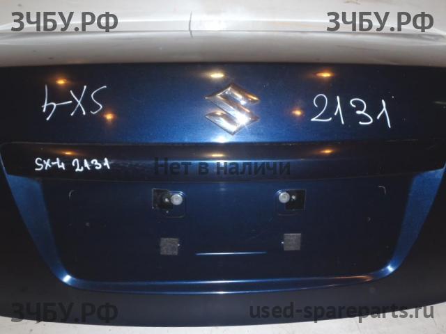 Suzuki SX4 (1) Накладка на крышку багажника
