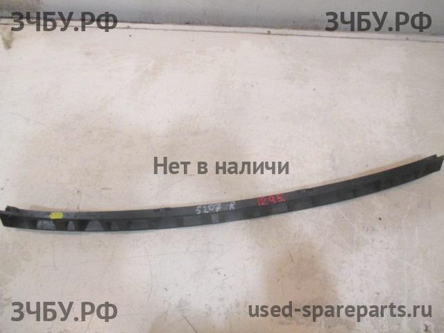 Volkswagen Polo 5 (Sedan) Направляющая заднего бампера