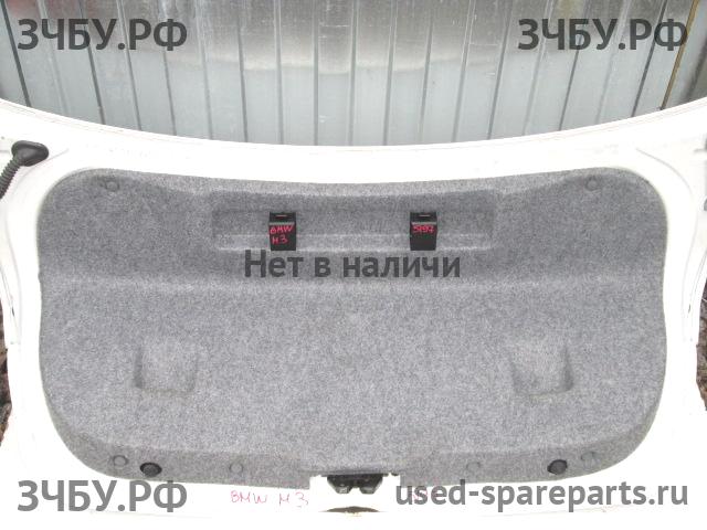 BMW 3-series E90/E91 Обшивка крышки багажника