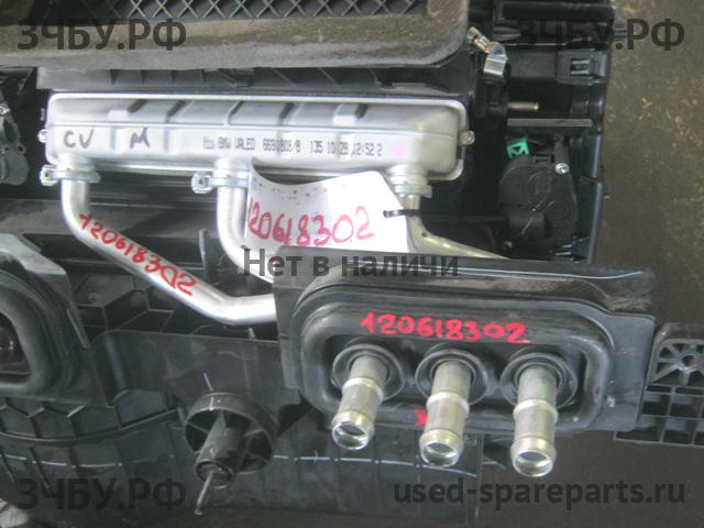 BMW X6 E71 Радиатор отопителя