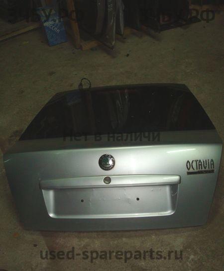 Skoda Octavia 2 (A4) Крышка багажника