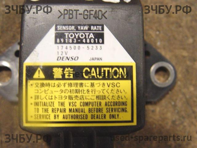 Toyota RAV 4 (2) Датчик ускорения