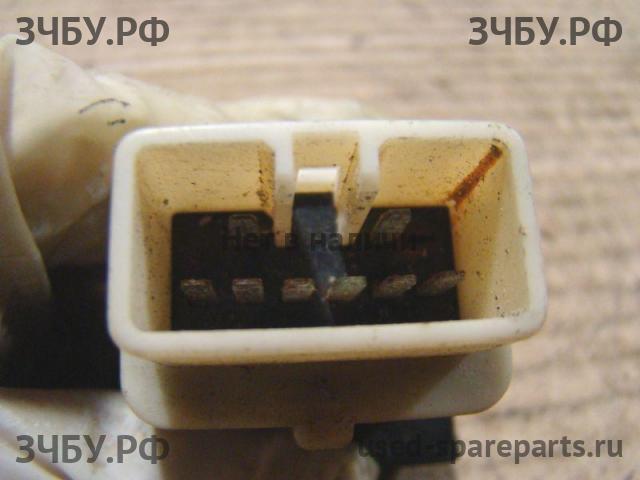 Toyota Land Cruiser 80 Кнопка
