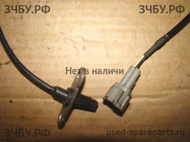 Nissan Navara 1 (D40) Датчик ABS задний