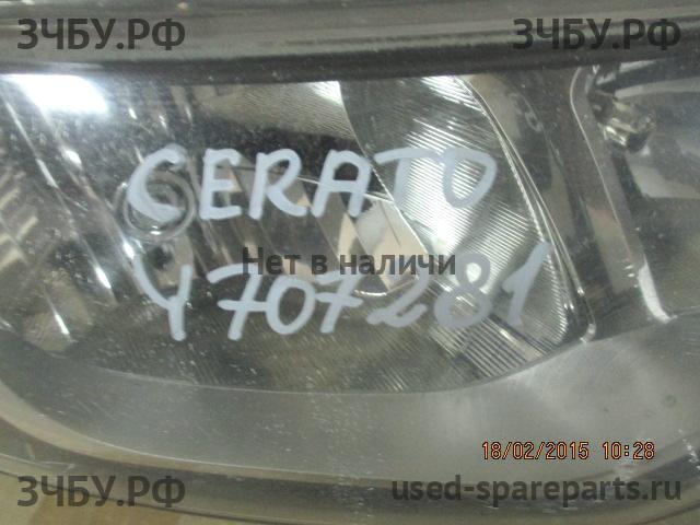 KIA Cerato 2 Фара правая