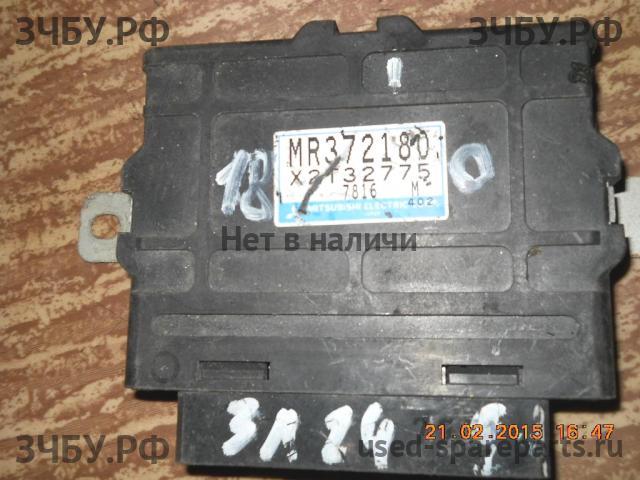 Mitsubishi Pajero/Montero 2 Блок управления ABS