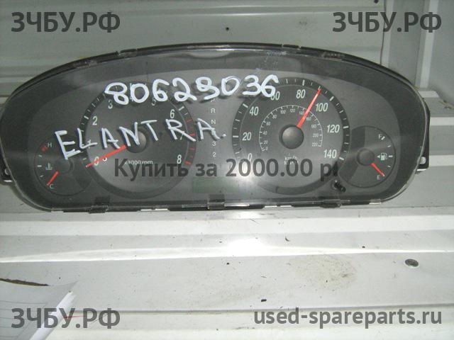 Hyundai Elantra 2 Панель приборов
