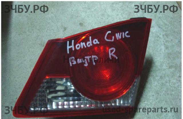 Honda Civic 8 (4D) Фонарь правый