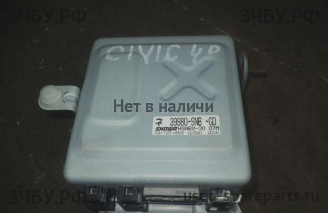 Honda Civic 8 (4D) Блок электронный