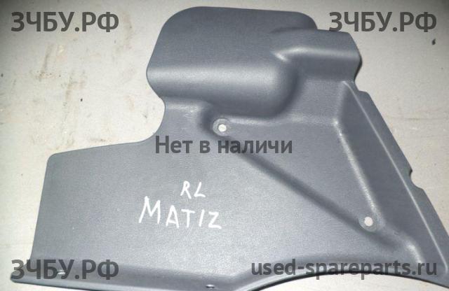 Daewoo Matiz 2 Обшивка багажника