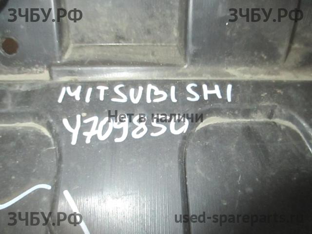 Mitsubishi Outlander 3 Пыльник двигателя