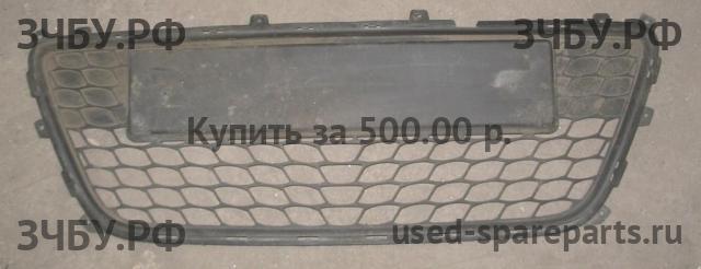 Hyundai i30 (1) [FD] Решетка в бампер