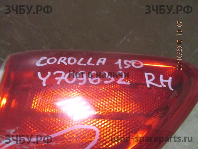 Toyota Corolla (E14 - E15) Фонарь правый
