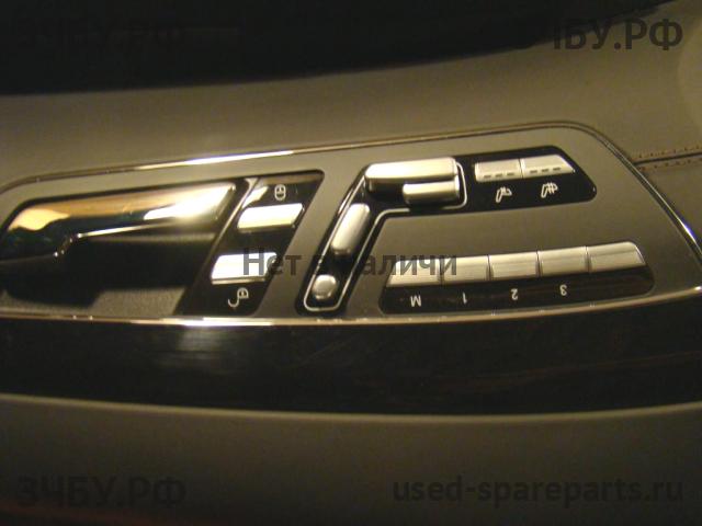 Mercedes W221 S-klasse Обшивка двери передней правой