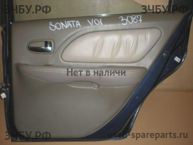 Hyundai Sonata 5 Обшивка двери задней правой