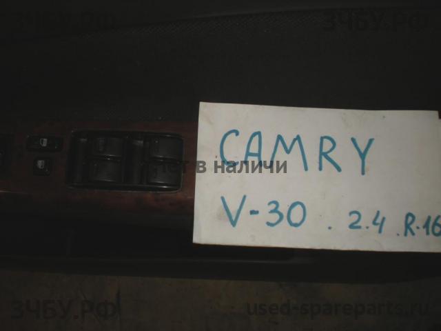Toyota Camry 5 (V30) Кнопка стеклоподъемника передняя левая (блок)