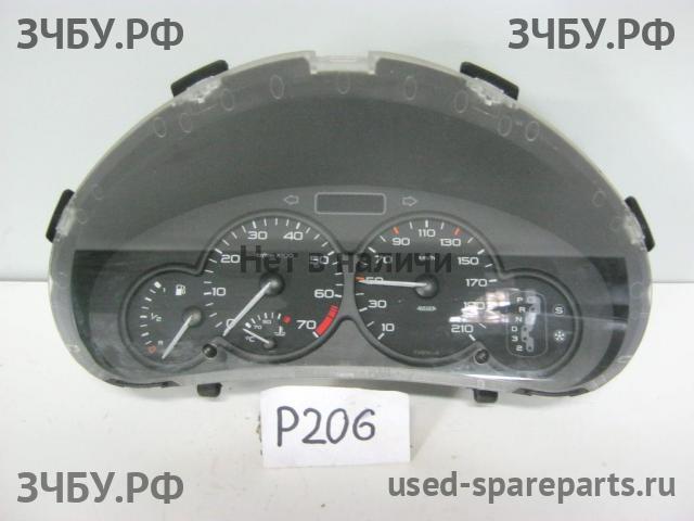 Peugeot 206 Панель приборов