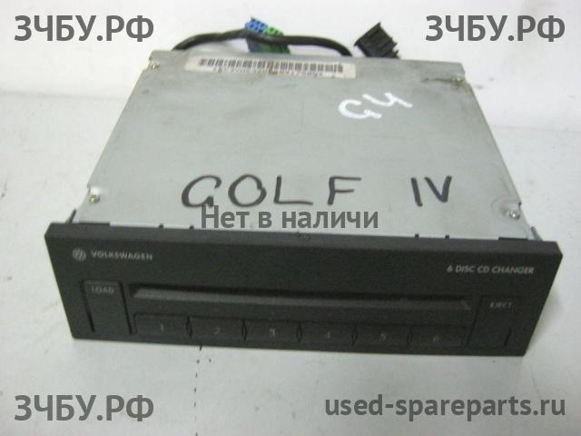 Volkswagen Golf 4 Ченджер компакт дисков