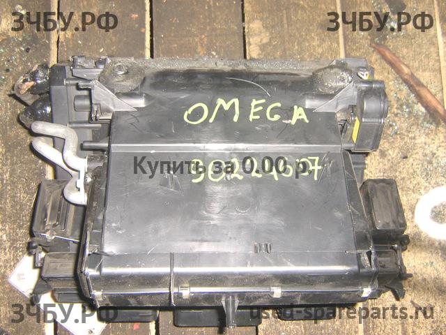 Opel Omega B Корпус отопителя (корпус печки)