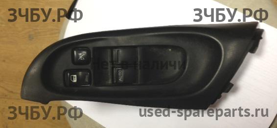 Nissan Almera 16 Кнопка стеклоподъемника передняя левая (блок)