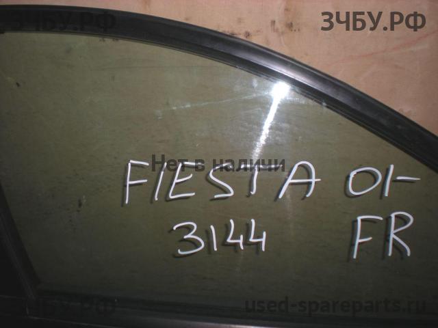 Ford Fiesta 5 Стекло двери передней правой