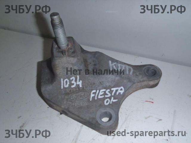 Ford Fiesta 5 Кронштейн крепления КПП