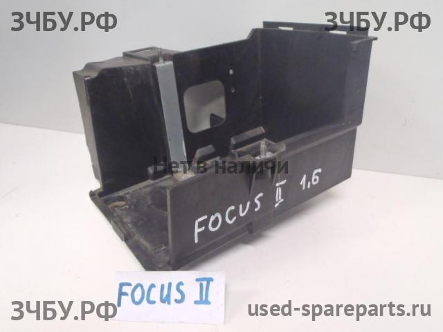 Ford Focus 2 Крепление АКБ (подставка/площадка)