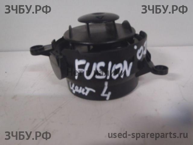 Ford Fusion Дефлектор воздушный